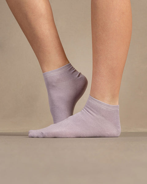 Calcetines tobilleros de bambú para mujer en color lila claro