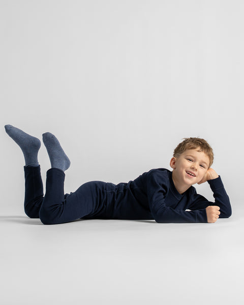 Conjunto infantil de 2 piezas de merino de grosor medio: camiseta de manga larga y pantalón interior