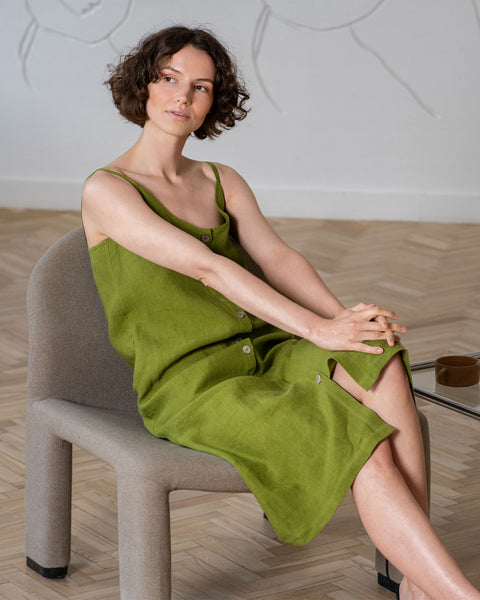 Vestido de lino con tirantes y botones Hope