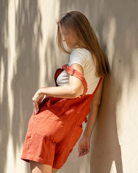 Mono de lino para niño