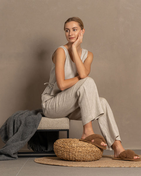 Zapatillas cruzadas mullidas para mujer