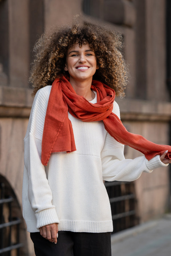 Pañuelo de lino para mujer en rojo canela