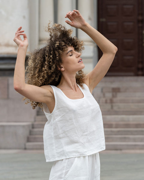 Conjunto a juego de lino de 2 piezas: top corto Ana y pantalones Dakota en blanco puro