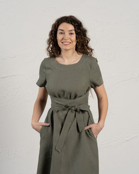 Vestido corto cruzado Obi Milly verde piedra