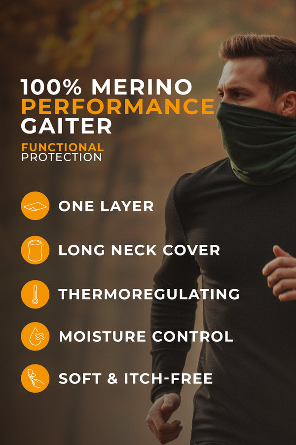 Persona que lleva un cubrecuello de rendimiento de merino con las características listadas a la izquierda.