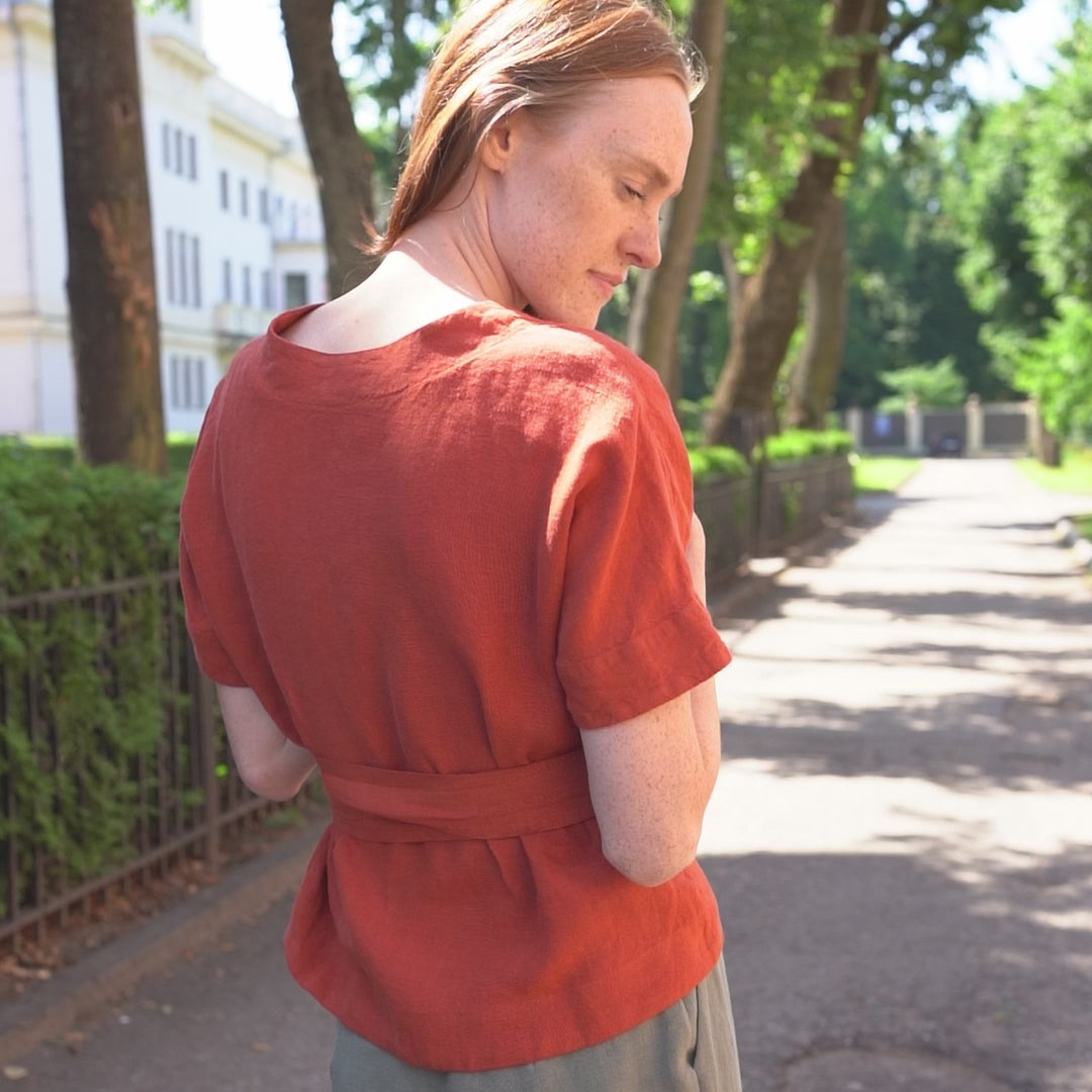 Blusa cruzada con escote en V Lila