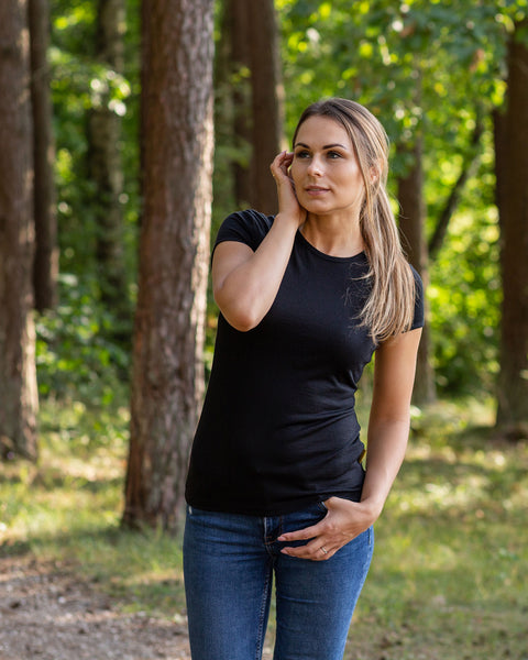 Conjunto de 2 piezas para mujer en merino 160: camiseta de manga corta y pantalón negro