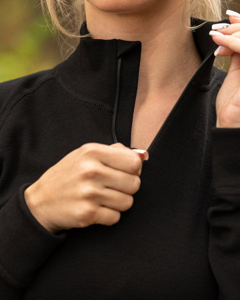 Conjunto para mujer Merino 250 de camiseta con cremallera en el cuello y pantalones deportivos jogger negro